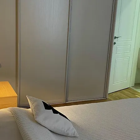 Old Town Discovery Spot Апартаменты *